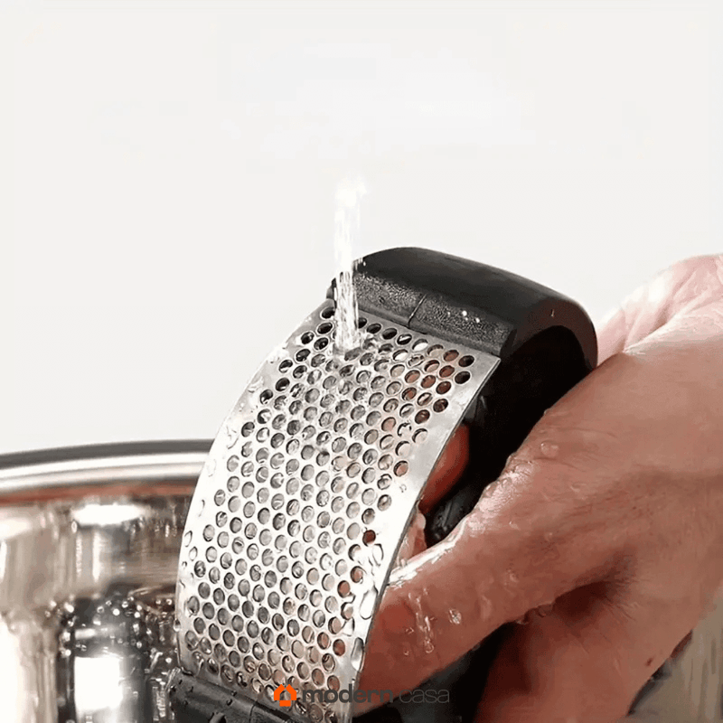 Amassador de Alho Manual Inox - Modern Casa