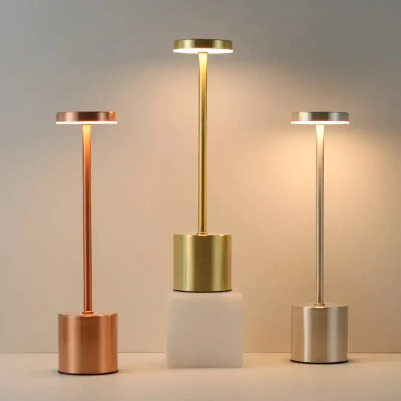 Lâmpada de Mesa LED Recarregável de Metal